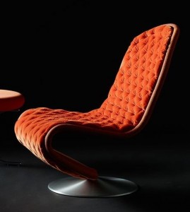 fauteuil-verpan-orange-tissu-raf-simons-kvadrat-design