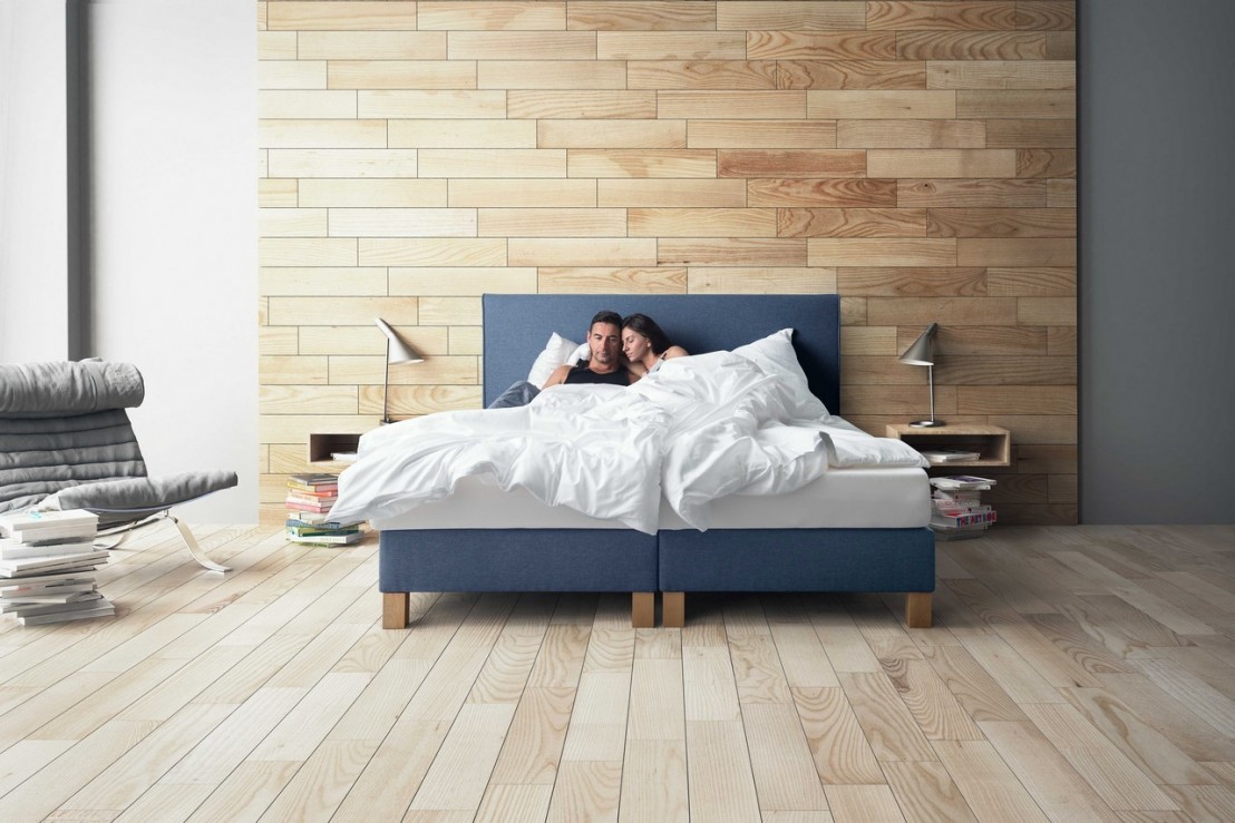 Lit complet ensemble tête de lit + sommier + matelas tapissé