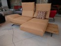 Canapé 2 places cuir beige sur base bois IDOLATION assises pivotantes chaises-longues